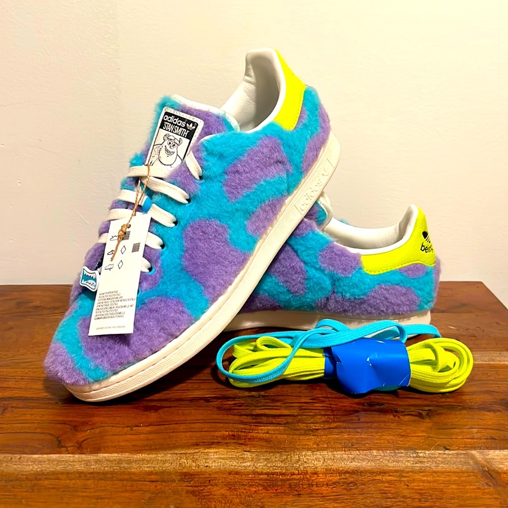 New with Tags ADIDAS Mens 9 Stan Smith Monsters Inc Sulley Disney shoes